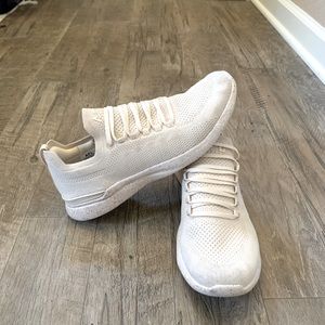 APL TechLoom Breeze Sneakers - Womens 10.5